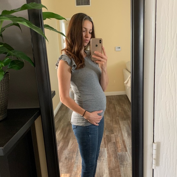 Gap Maternity Ruffle Sleeve Top - Picture 5 of 5